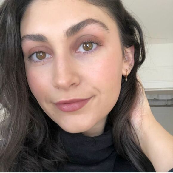 About-face matte fluid eye paint in Smell Before Rain - Picture 4 of 9